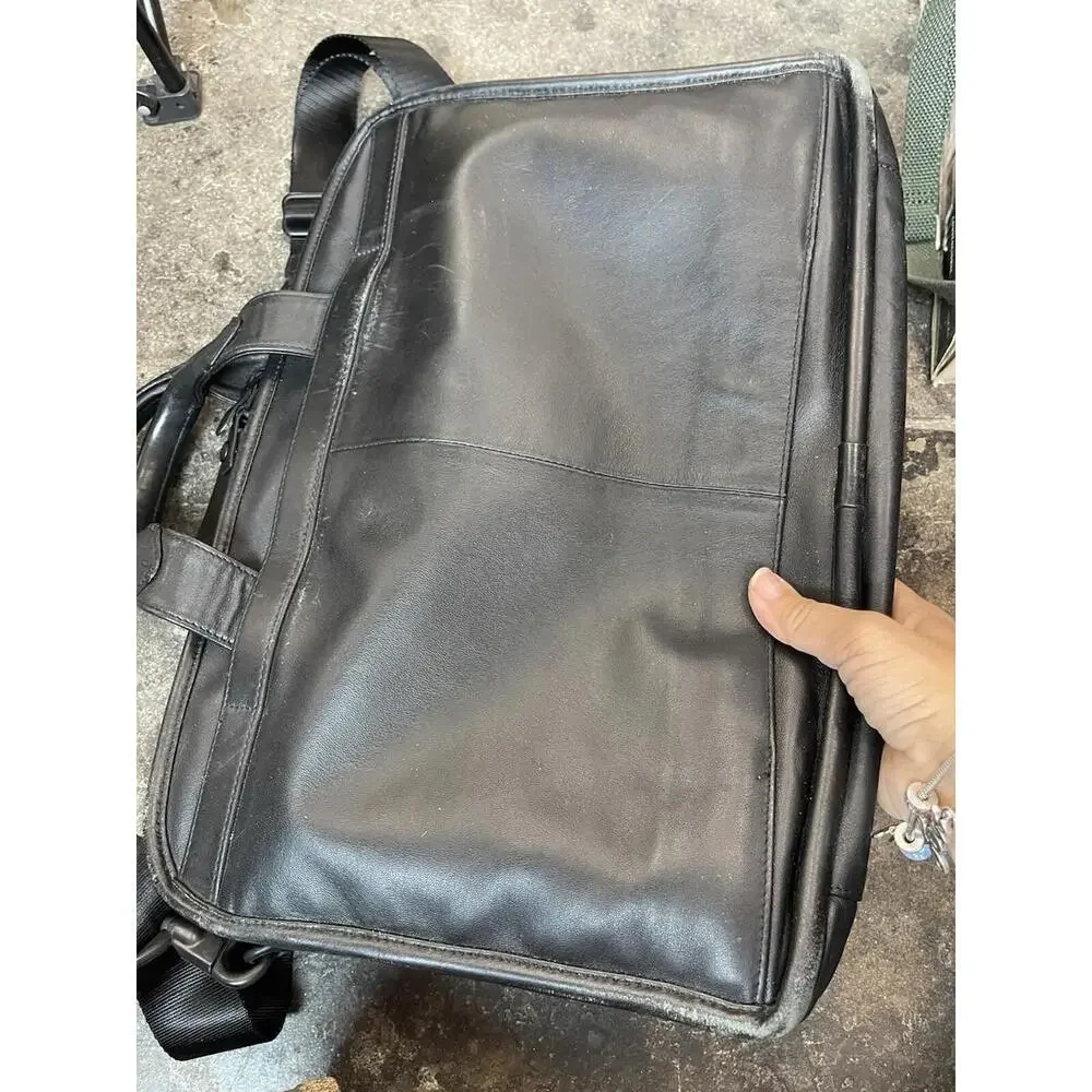 TUMI Leather‎ T Pass Briefcase Shoulder Bag Black  H08